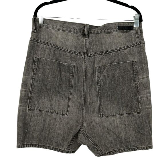 One teaspoon Men’s Grey Shorts(Size 32) - Picture 3 of 13